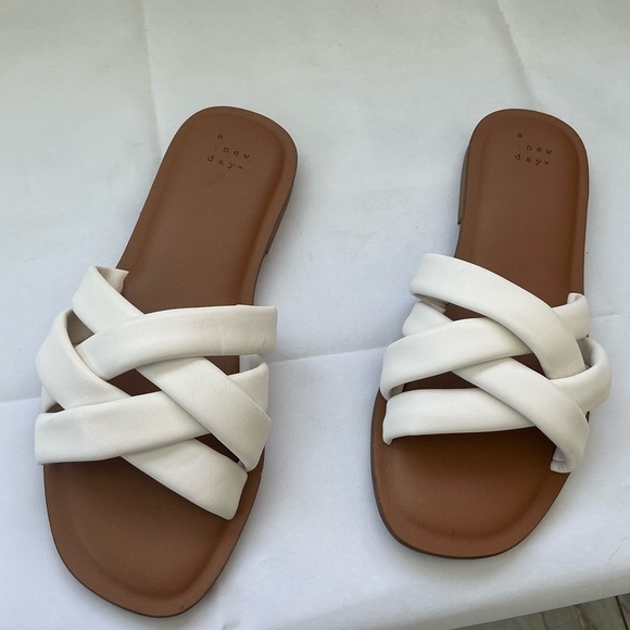 Women's White / Brown Slide Summer Beach Vacation Sandals Size 8 - Picture 6 of 7